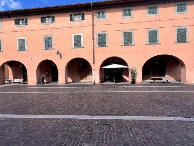 Palazzo in vendita a Cascina, Toscana