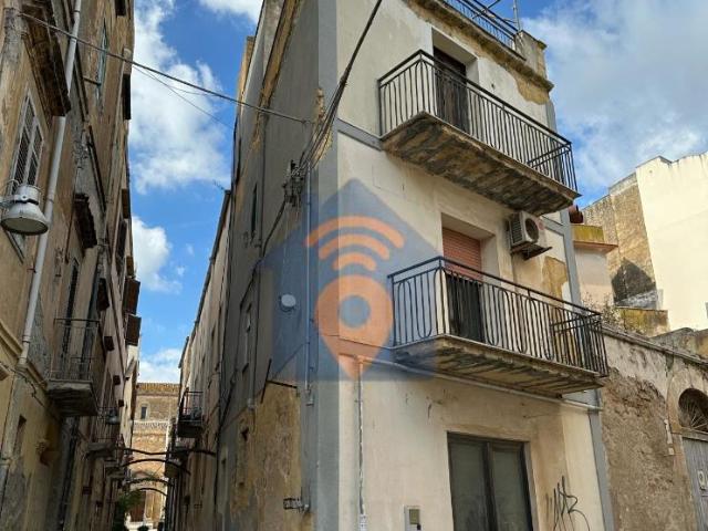Palazzo in vendita a Quartiere San Niccolò, Castelvetrano