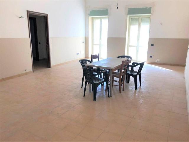 Palazzo in vendita a Siano, Calabria