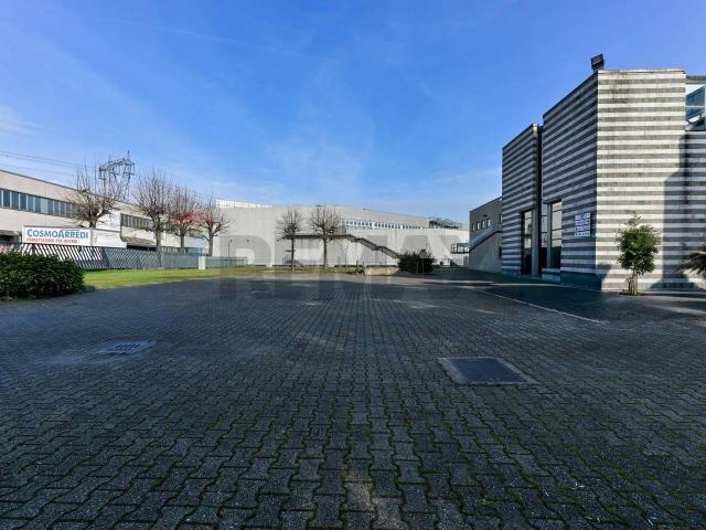 Palazzo in vendita a Cernusco Sul Naviglio, Lombardia