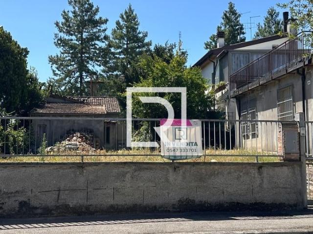 Palazzo in vendita a Unione dei comuni Valle del Savio, Cesenà