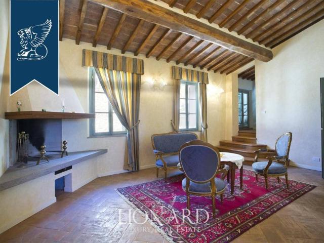 Palazzo in vendita a Chianciano Terme, Toscana