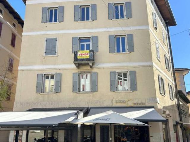 Palazzo in vendita a Pez, Cles