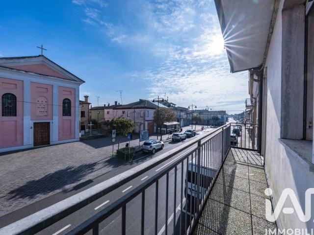 Palazzo in vendita a Unione Delta del Po, Codigoro