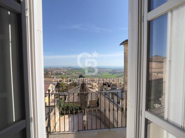 Palazzo in vendita a Sant'Andrea, Marche