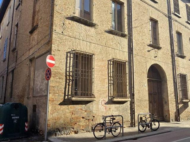Palazzo in vendita a Unione di Comuni della Romagna Forlivese, Quattro