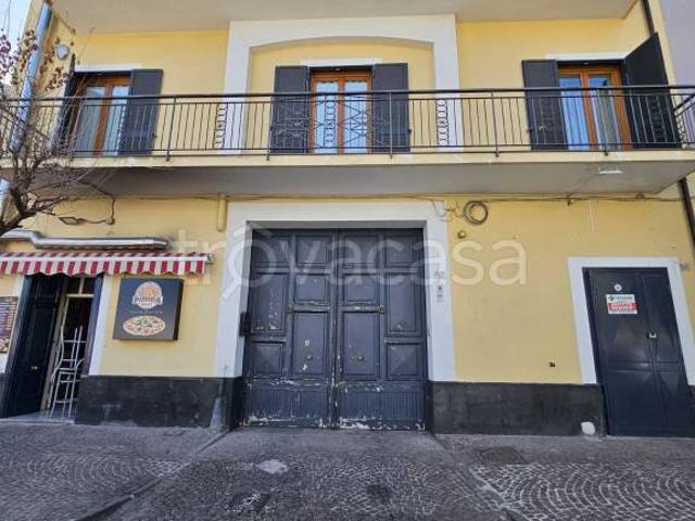 Palazzo in vendita a Frattamaggiore, Napoli