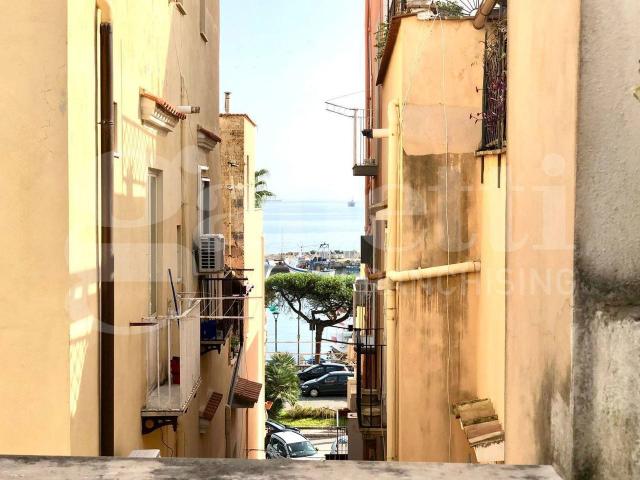 Palazzo in vendita a Gaeta, Lazio