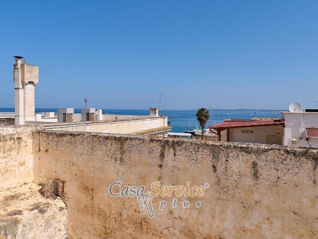 Palazzo in vendita a Puglia, Lecce