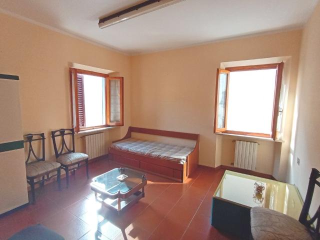 Palazzo in vendita a Unione dei Comuni Circondario dell'Empolese Valdelsa, Gambassi Terme