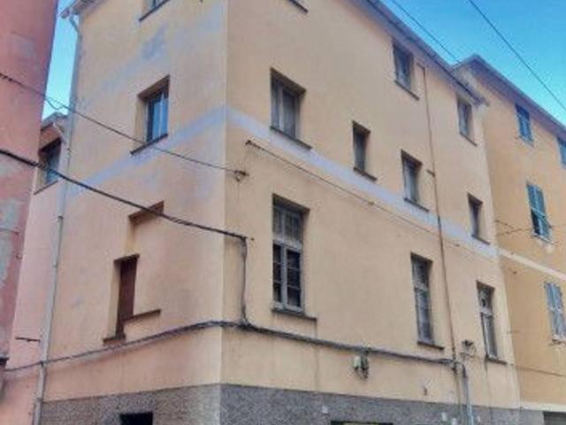 Palazzo in vendita a Val Polcevera, Serra Riccò