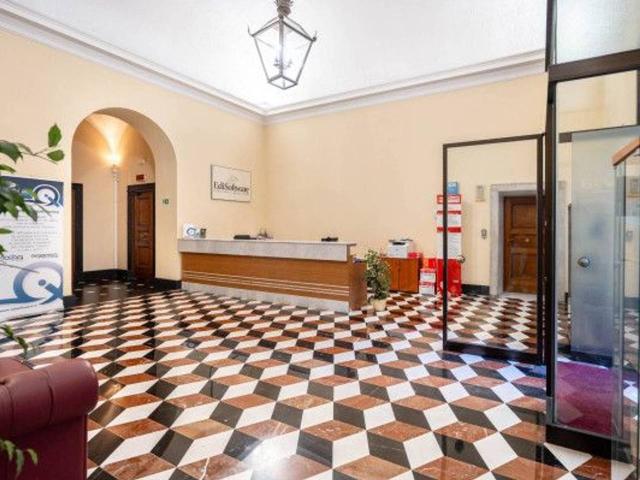 Palazzo in vendita a Centro Ovest, Serra Riccò