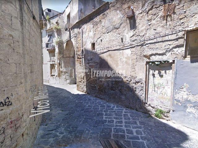 Palazzo in vendita a Giugliano In Campania, Napoli