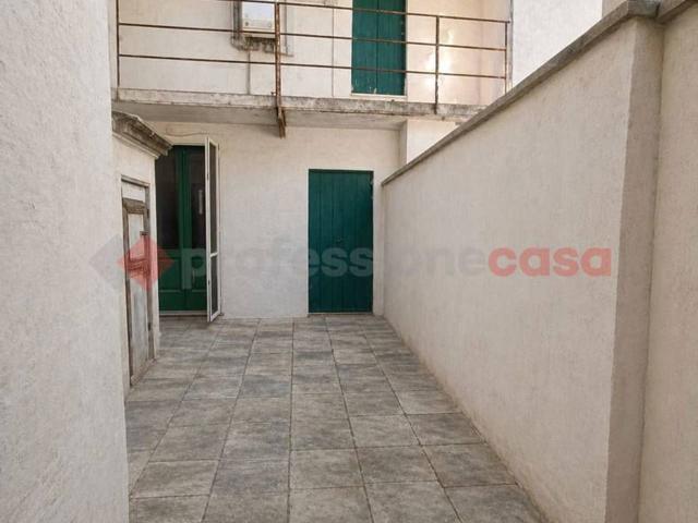 Palazzo in vendita a Puglia, Lecce