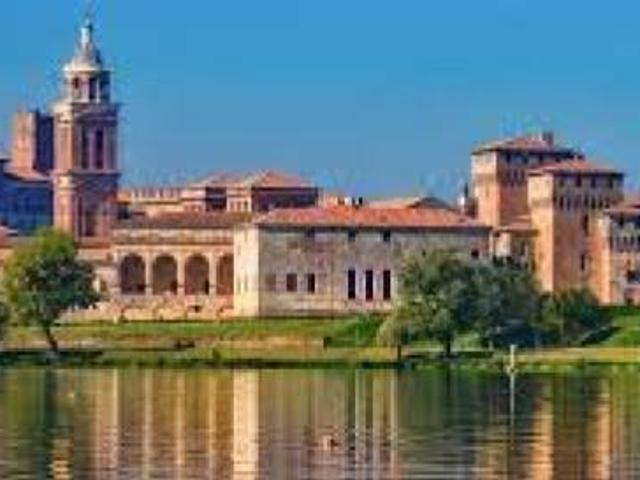 Palazzo in vendita a Valletta Valsecchi, San Giorgio Di Mantova