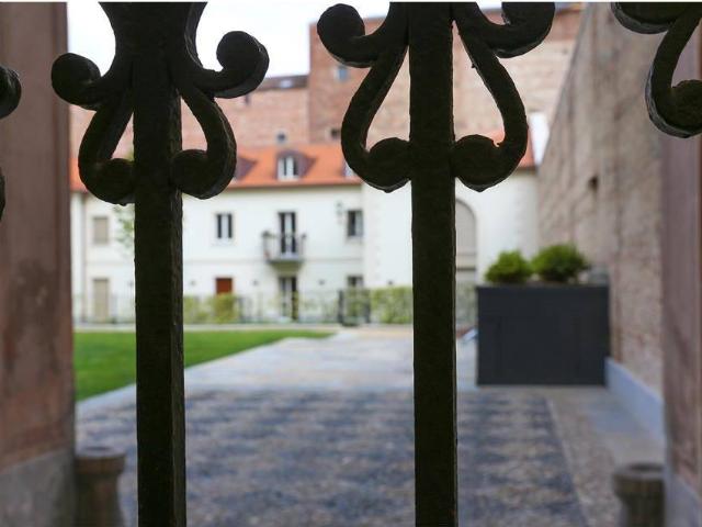 Palazzo in vendita a Fiera-Catena, San Giorgio Di Mantova