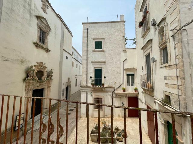 Palazzo in vendita a Puglia, Taranto