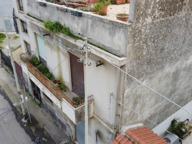 Palazzo in vendita a V Circoscrizione, Messina