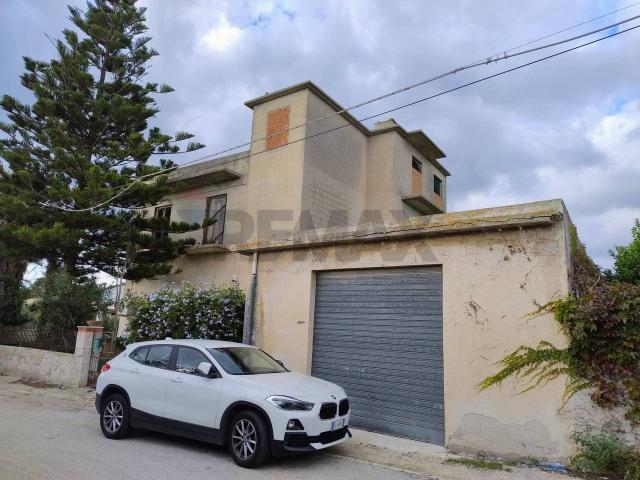 Palazzo in vendita a Zappulla, Modica