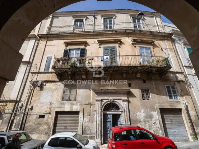 Palazzo in vendita a Modica Alta, Marina Di Modica