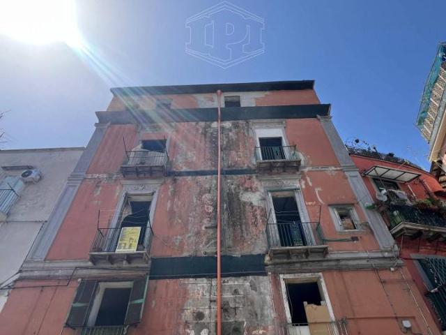 Palazzo in vendita a Municipalità 5, Campania