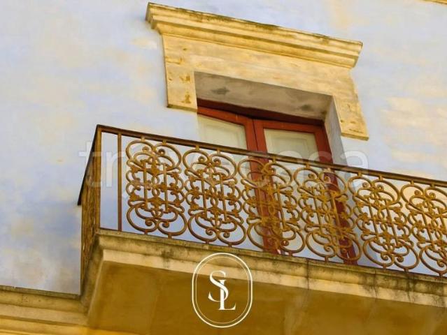 Palazzo in vendita a Puglia, Lecce
