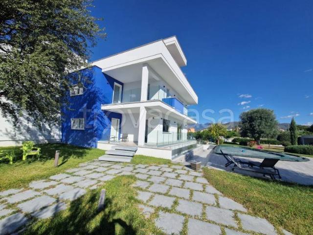 Palazzo in vendita a Nola, Napoli