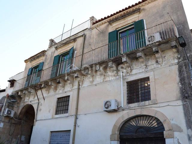Palazzo in vendita a Noto, Sicilia
