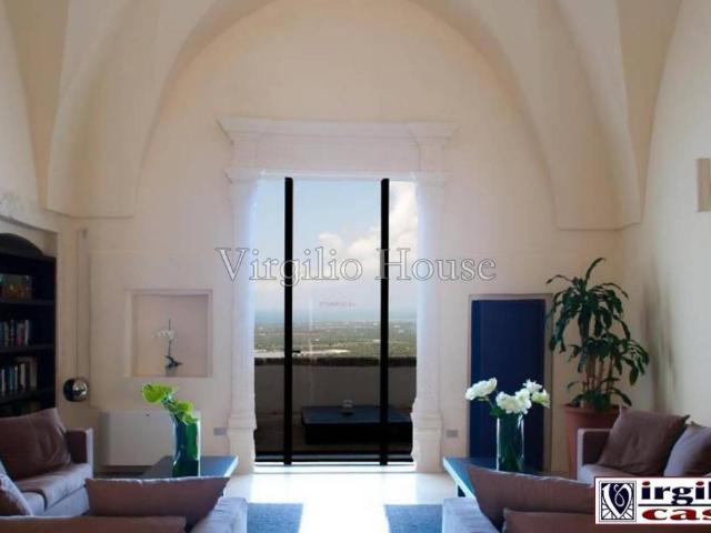 Palazzo in vendita a Puglia, Brindisi