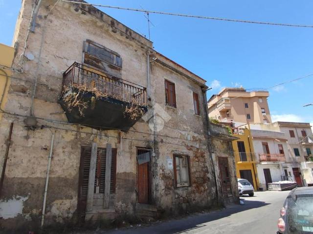 Palazzo in vendita a VII Circoscrizione, Palermo