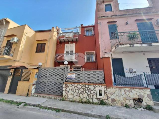 Palazzo in vendita a III Circoscrizione, Palermo