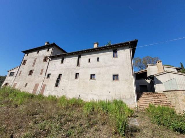 Palazzo in vendita a San Marino, Cenerente