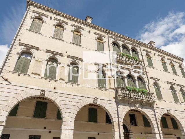 Palazzo in vendita a Polcenigo, Friuli-Venezia Giulia