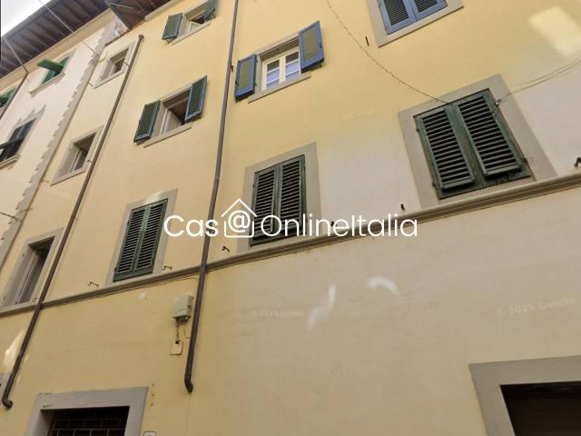 Palazzo in vendita a Prato, Toscana
