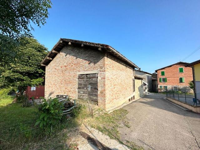 Palazzo in vendita a Unione dei comuni del Distretto Ceramico, Prignano Sulla Secchia