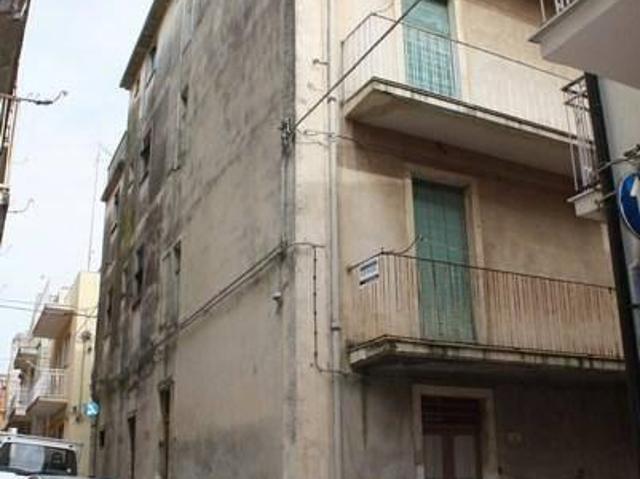 Palazzo in vendita a Ragusa, Cappuccini