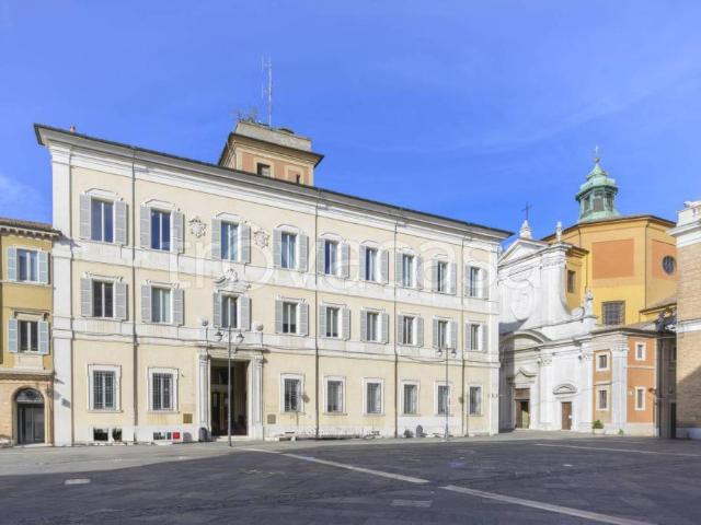 Palazzo in vendita a Ravenna, Reggio Emilia