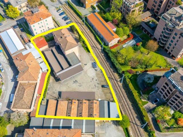 Palazzo in vendita a Tondo, Re