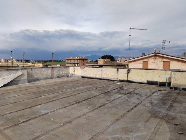 Palazzo in vendita a Torrenova, Roma Capitale