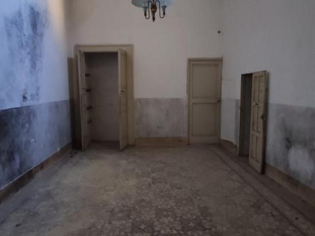 Palazzo in vendita a Puglia, Lecce