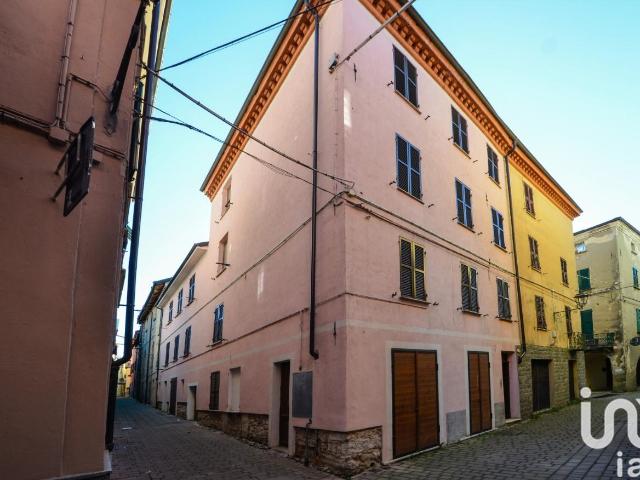 Palazzo in vendita a Piemonte, Cuneo