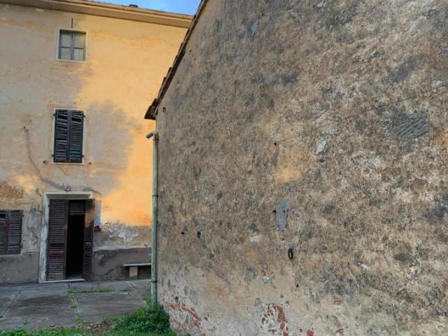Palazzo in vendita a Campo, San Giuliano Terme