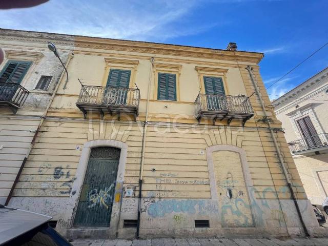 Palazzo in vendita a Puglia, Foggia