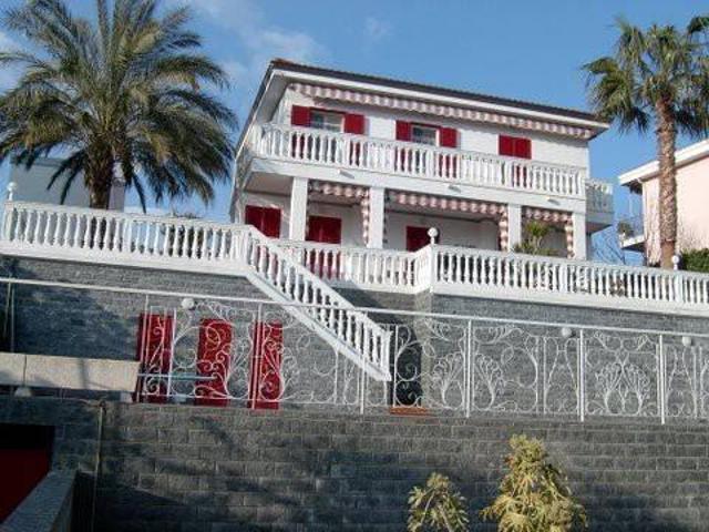 Palazzo in vendita a San Remo, Liguria
