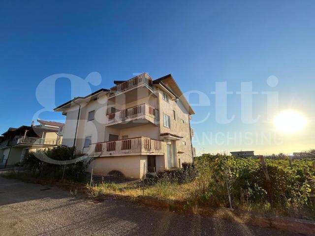 Palazzo in vendita a Marcellina, Calabria