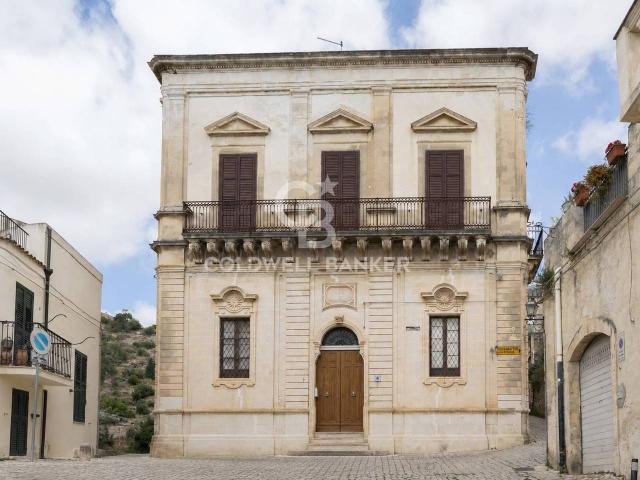 Palazzo in vendita a Balata, Cava D'aliga