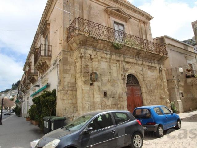 Palazzo in vendita a Scicli, Balata