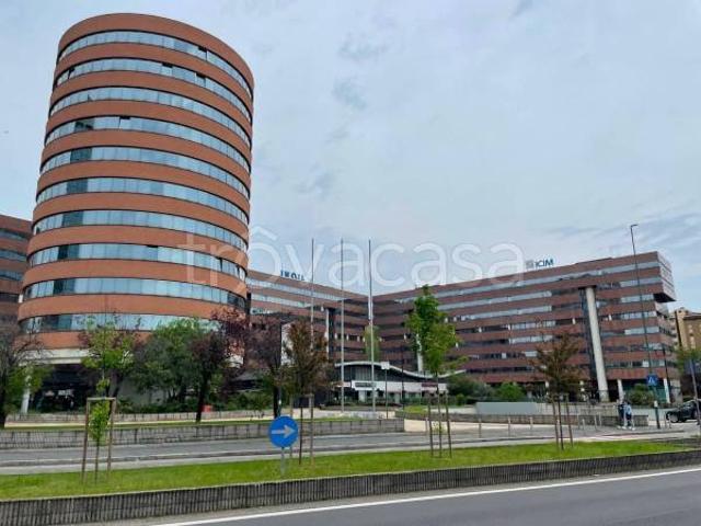 Palazzo in vendita a Zona Omogenea Milano Nord, Sesto San Giovanni