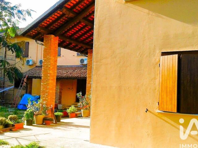Palazzo in vendita a Sommo, Lombardia