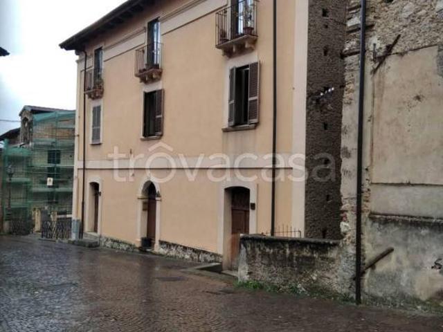 Palazzo in vendita a Calabria, Cosenza